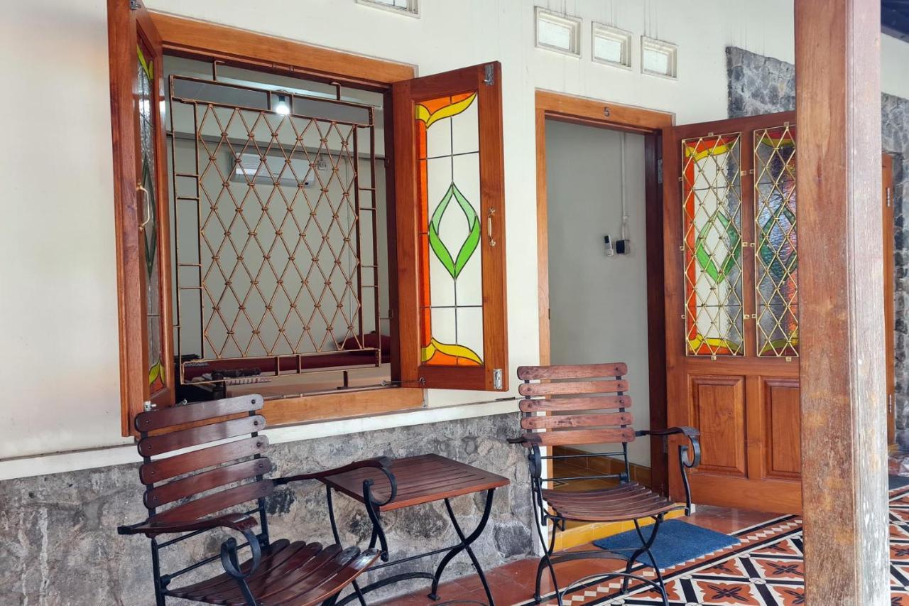 Kamar Small Twin